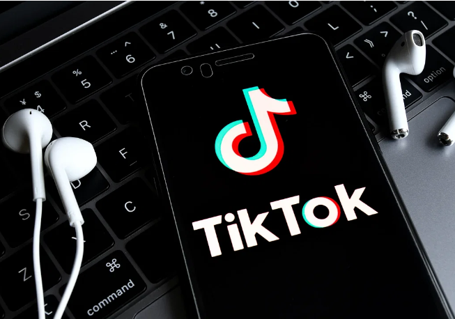 إثارة تتبعات ضد 5 من ''صناع المحتوى'' و هذه العقوبات المحتملة ....